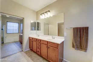 1752 E Debbie Dr, San Tan Valley, AZ 85140 - Photo 15