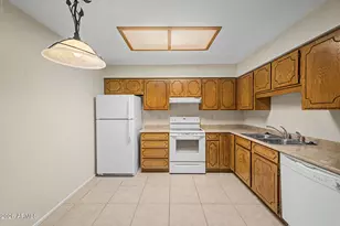 4329 E Capri Ave, Mesa, AZ 85206 - Photo 9