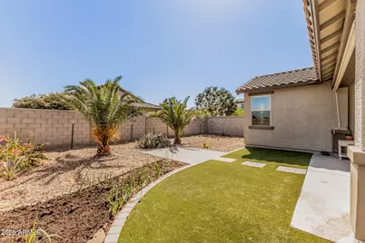 15301 W Moreland Street, Goodyear, AZ 85338 - Photo 31