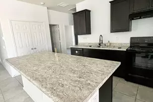 18582 W Carlota Ln, Surprise, AZ 85387 - Photo 5