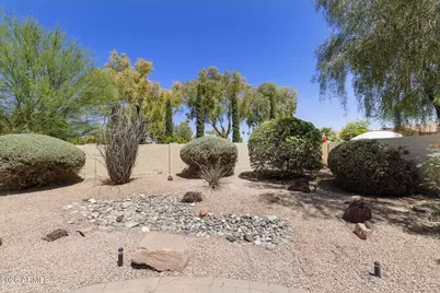 10913 E Flintlock Drive, Sun Lakes, AZ 85248 - Photo 15