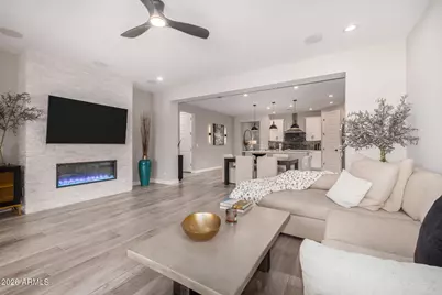 1946 W Horsetail Trail, Phoenix, AZ 85085 - Photo 3