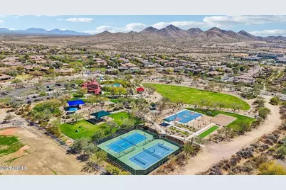 1946 W Horsetail Trail, Phoenix, AZ 85085 - Photo 39