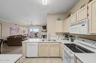 16013 S Desert Foothills Pkwy, Phoenix, AZ 85048 - Photo 13