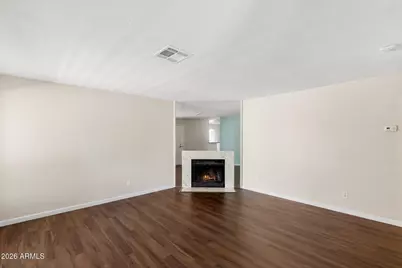 330 W Tonopah Drive #5, Phoenix, AZ 85027 - Photo 11