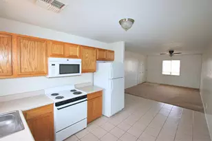 15588 S Yava Rd, Arizona City, AZ 85123 - Photo 3