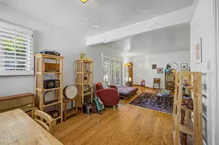 1132 E Flynn Ln, Phoenix, AZ 85014 - Photo 9