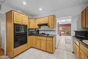 1132 E Flynn Ln, Phoenix, AZ 85014 - Photo 17