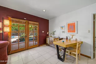 1132 E Flynn Ln, Phoenix, AZ 85014 - Photo 15