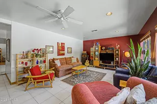 1132 E Flynn Ln, Phoenix, AZ 85014 - Photo 13