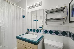 1132 E Flynn Ln, Phoenix, AZ 85014 - Photo 21