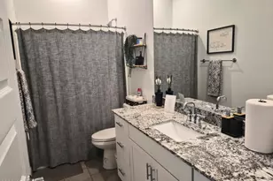 9337 W Sells Dr, Phoenix, AZ 85037 - Photo 21