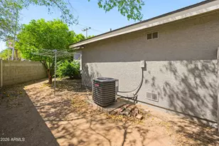 344 E Osborn Rd, Phoenix, AZ 85012 - Photo 35
