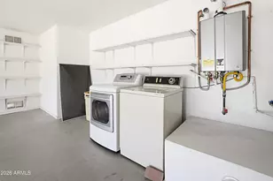 344 E Osborn Rd, Phoenix, AZ 85012 - Photo 29