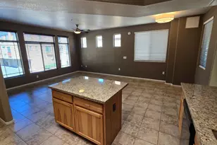 16825 N 14th St, Phoenix, AZ 85022 - Photo 11