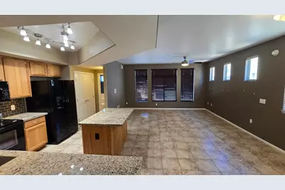 16825 N 14th Street #Unit 21, Phoenix, AZ 85022 - Photo 7