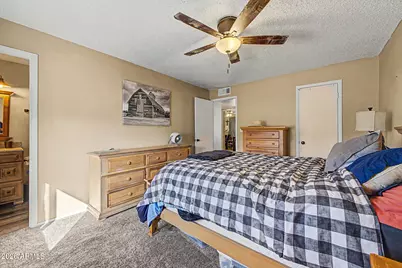 4049 W Cinnabar Avenue, Phoenix, AZ 85051 - Photo 15