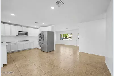 2601 E Dahlia Drive, Phoenix, AZ 85032 - Photo 11