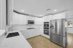 2601 E Dahlia Dr, Phoenix, AZ 85032 - Photo 15