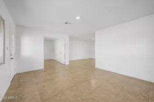 2601 E Dahlia Dr, Phoenix, AZ 85032 - Photo 7