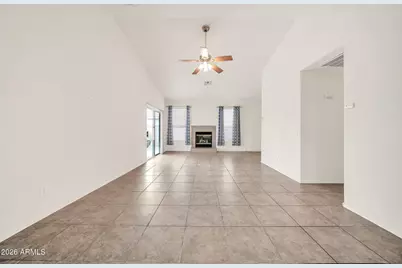 18086 W Skyline Drive, Surprise, AZ 85374 - Photo 11