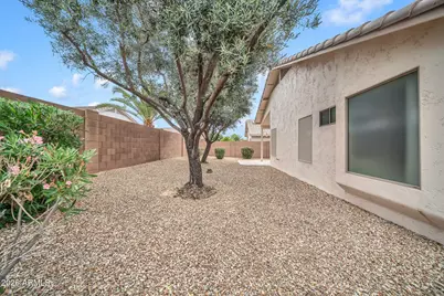 18086 W Skyline Drive, Surprise, AZ 85374 - Photo 41
