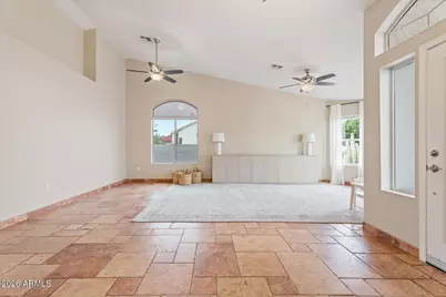 949 E Knoll Street, Mesa, AZ 85203 - Photo 3