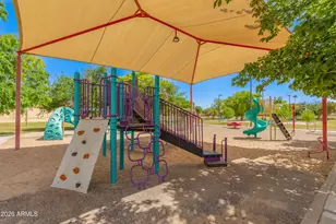 6725 S Taylor Dr, Tempe, AZ 85283 - Photo 51