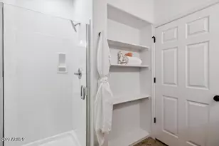 5450 E Deer Valley Dr E, Phoenix, AZ 85054 - Photo 21