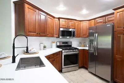 5450 E Deer Valley Drive E #1215, Phoenix, AZ 85054 - Photo 15