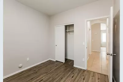 4130 W Vineyard Road, Phoenix, AZ 85041 - Photo 15