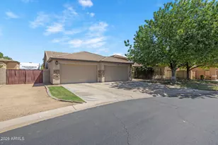 24039 N 82nd Ave, Peoria, AZ 85383 - Photo 3
