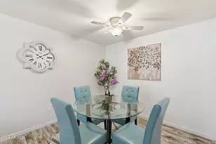 13673 N Garden Ct Dr, Sun City, AZ 85351 - Photo 5