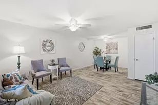 13673 N Garden Ct Dr, Sun City, AZ 85351 - Photo 21