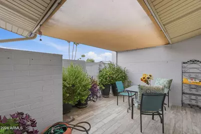 13673 N Garden Court Drive, Sun City, AZ 85351 - Photo 19