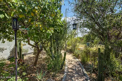 2941 N Granite Reef Road, Scottsdale, AZ 85251 - Photo 39