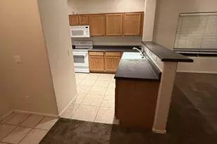 15165 N 138th Ln, Surprise, AZ 85379 - Photo 5