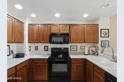 21320 N 56th Street #2021, Phoenix, AZ 85054 - Photo 11