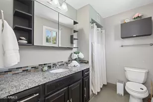 8319 E Bonnie Rose Ave, Scottsdale, AZ 85250 - Photo 13