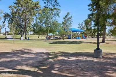 8319 E Bonnie Rose Avenue, Scottsdale, AZ 85250 - Photo 27