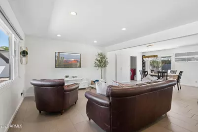 8319 E Bonnie Rose Avenue, Scottsdale, AZ 85250 - Photo 7