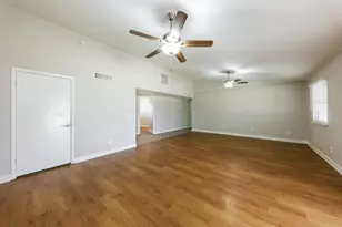 7008 W Canterbury Dr, Peoria, AZ 85345 - Photo 5