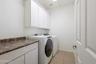 25307 N 51st Dr, Phoenix, AZ 85083 - Photo 29