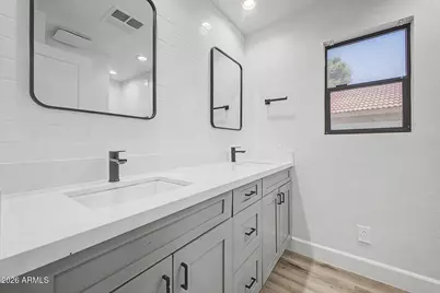 125 S Lakeview Boulevard, Chandler, AZ 85225 - Photo 31