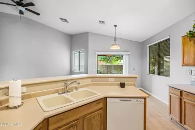 9231 W Salter Drive, Peoria, AZ 85382 - Photo 15