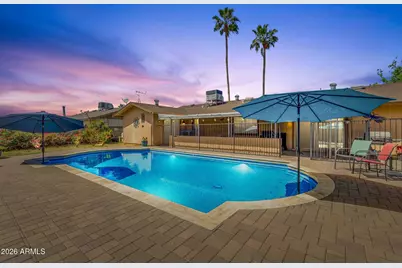 5719 W Zoe Ella Way, Glendale, AZ 85306 - Photo 3