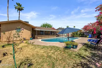 5719 W Zoe Ella Way, Glendale, AZ 85306 - Photo 19