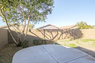 43680 W Bedford Dr, Maricopa, AZ 85138 - Photo 15