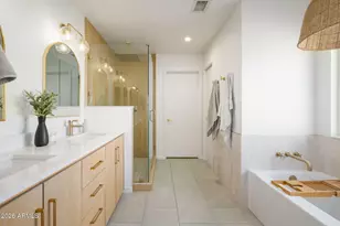 4102 E Siesta Ln, Phoenix, AZ 85050 - Photo 13