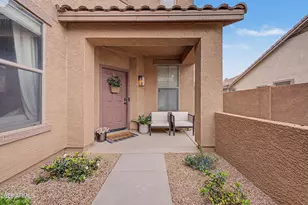 6886 S Emerald Pl, Chandler, AZ 85249 - Photo 5